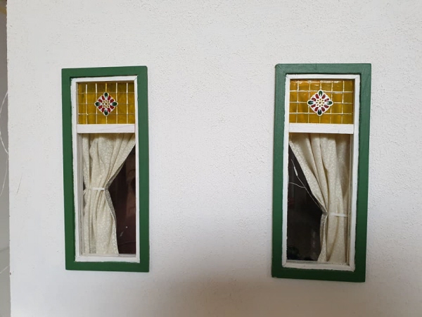 glas in lood ramen gemaakt voor mijn poppenhuis 'de boerderij